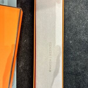 Apple Watch leather  band Hermès Box